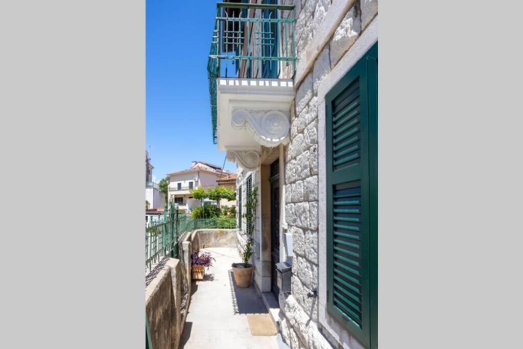 Luxurious Apartment Bella Lux In City Center With Free Parking Included! Split Exterior photo